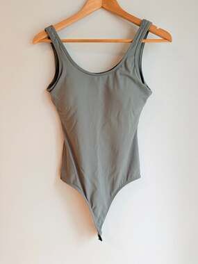 Klassy Network Bodysuit Sage Green Size L Built in Bra